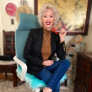 Meet your Posher, Kim